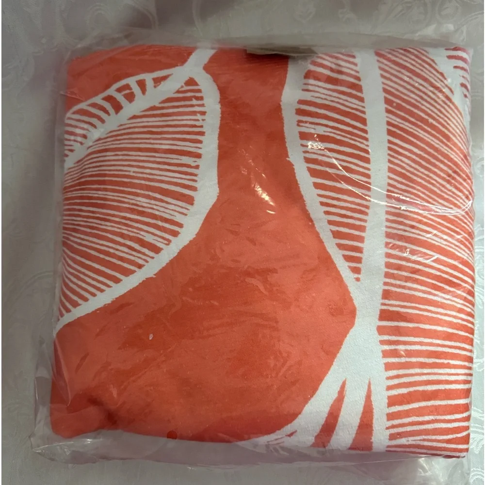 SUMMER & ROSE Outdoor Roundie/Roundie Towel